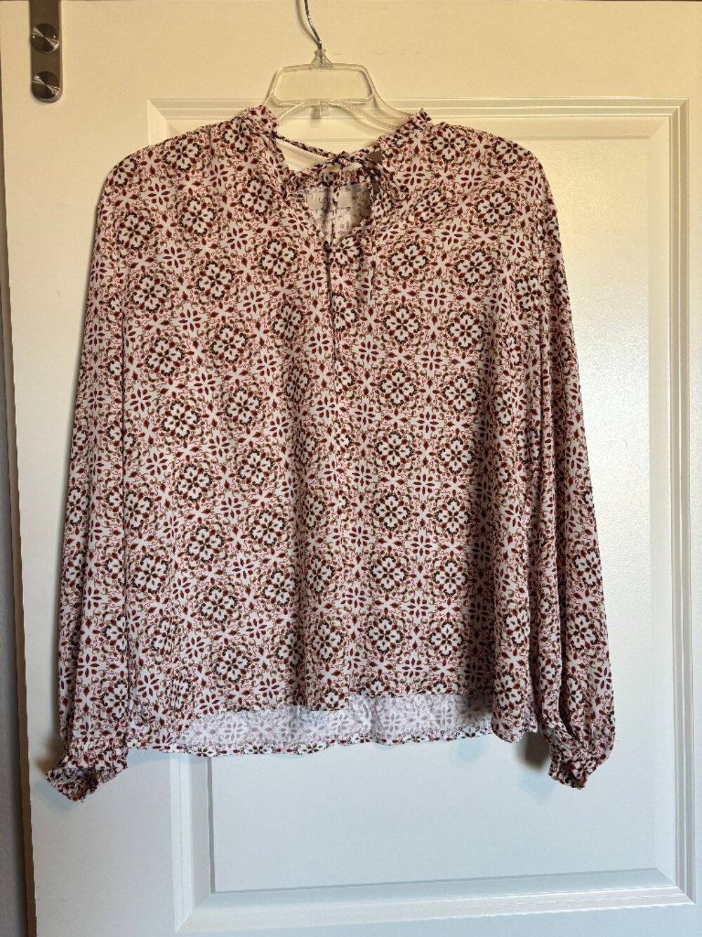LOFT Outlet Medallion Tile Print Tie Neck Blouse XL